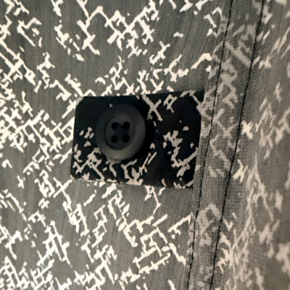 lululemon athletica Navy and White Casual Shirt - Picture 3 of 5